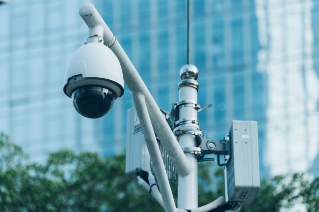 monitorear la seguridad en escuelas con sistema de cámaras